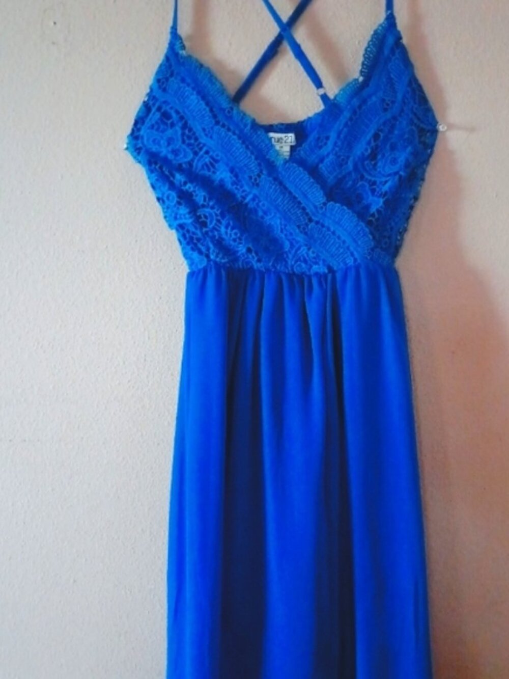 Dress - Picture 2 of 2